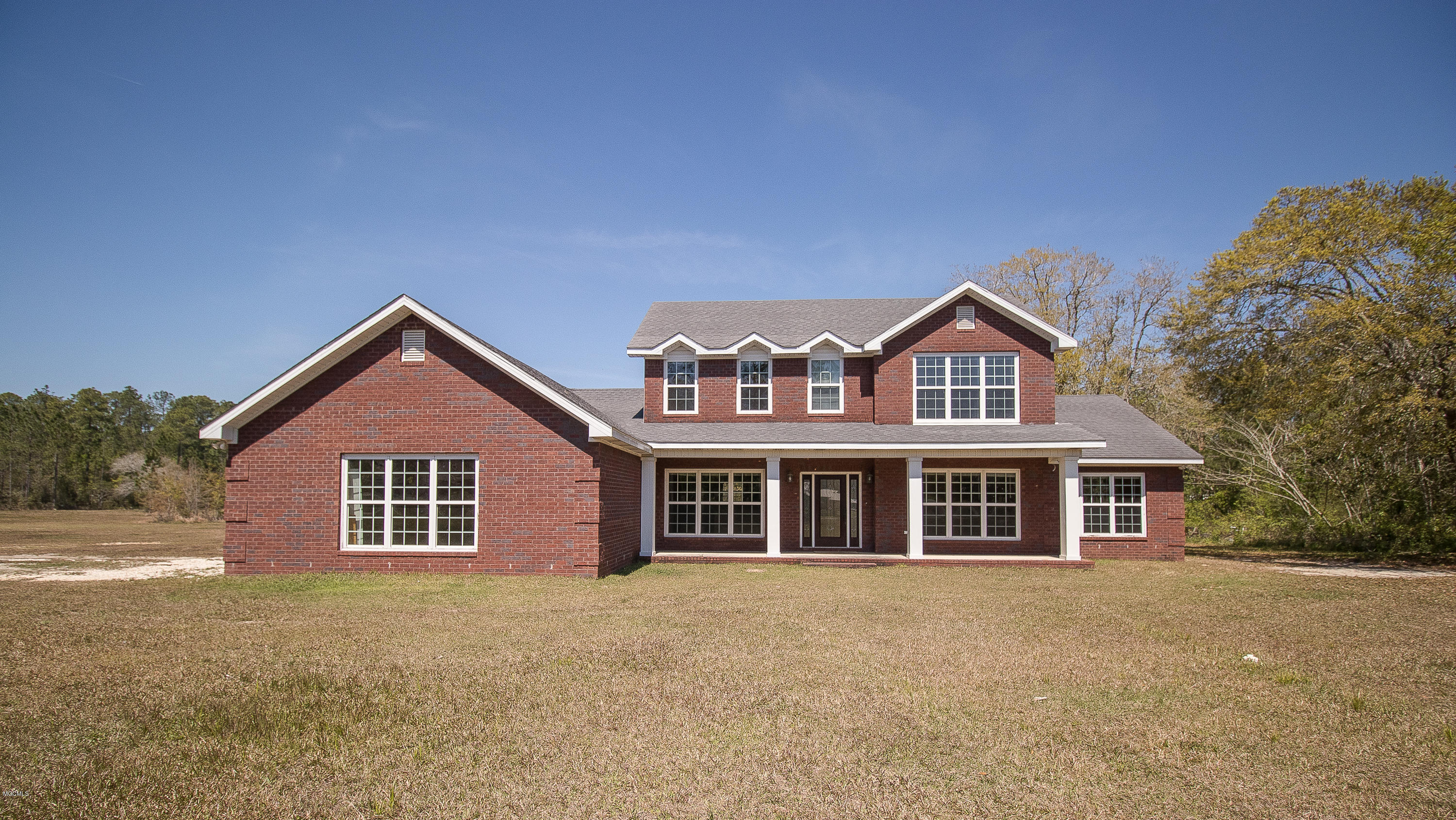3729 Roberts Road Moss Point, MS 39562 - Photo 2 of 22 729 Roberts Road-119