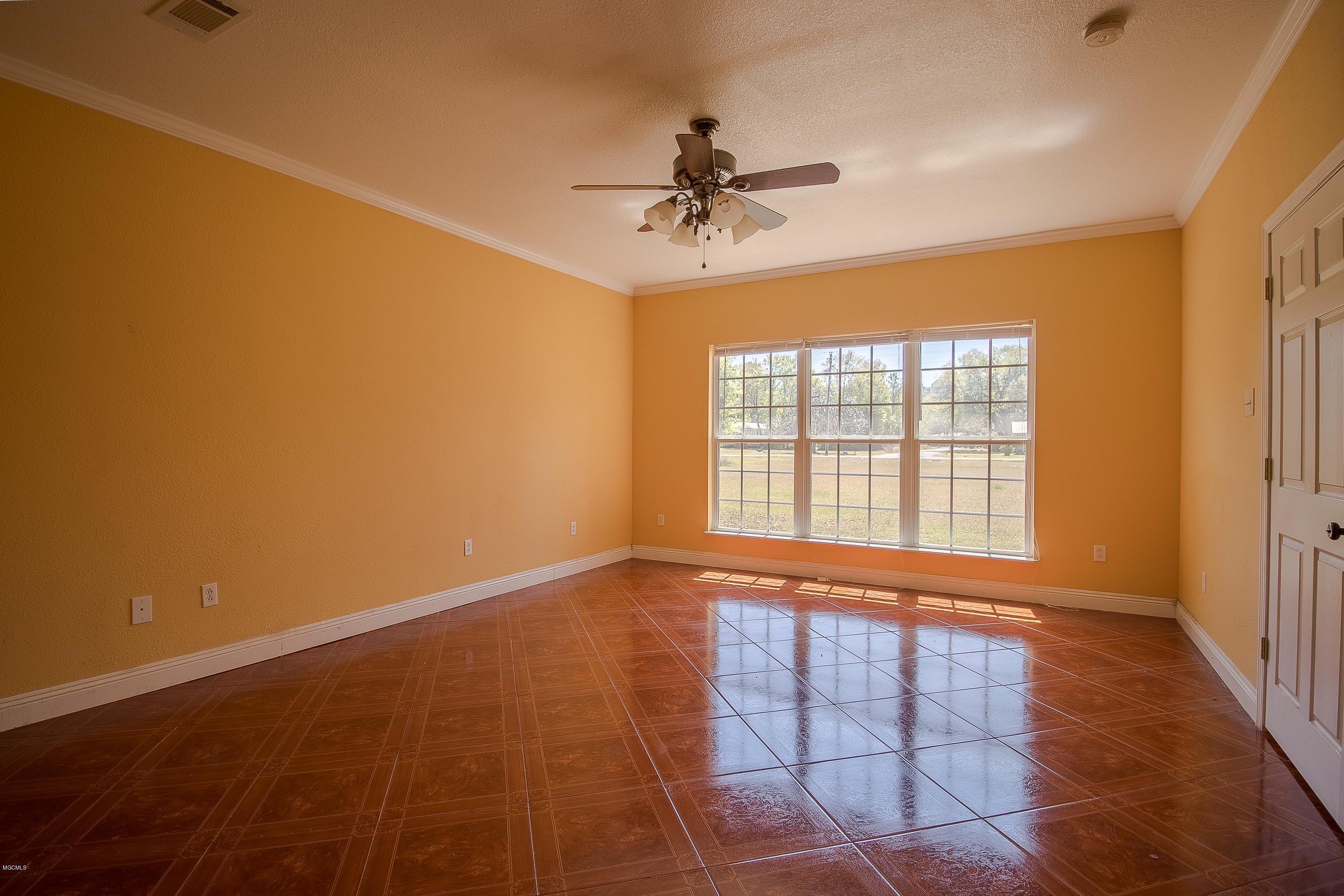 3729 Roberts Road Moss Point, MS 39562 - Photo 10 of 22 729 Roberts Road-102