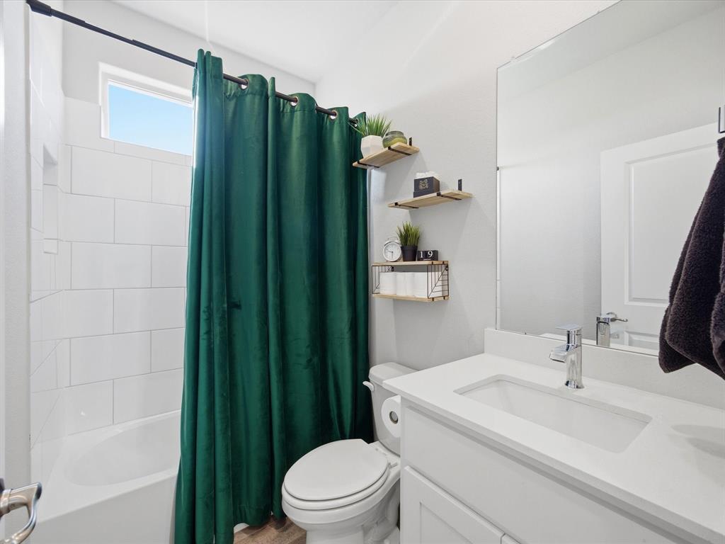 186 Dogwood Avenue Rhome, TX 76078 - Photo 20 of 38