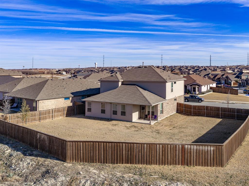 186 Dogwood Avenue Rhome, TX 76078 - Photo 33 of 38