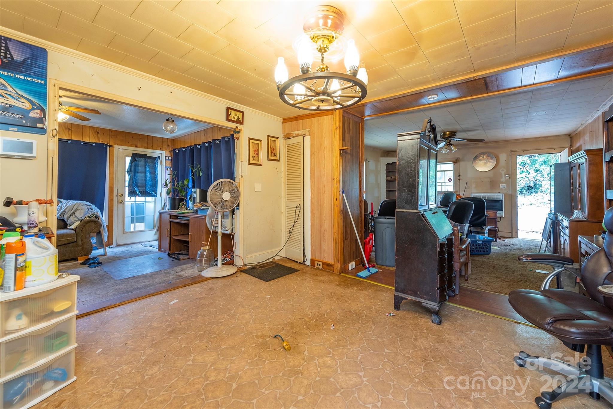 139 Hickory Street Rutherfordton, NC 28139 - Photo 4 of 19 a view of a room with gym equipment