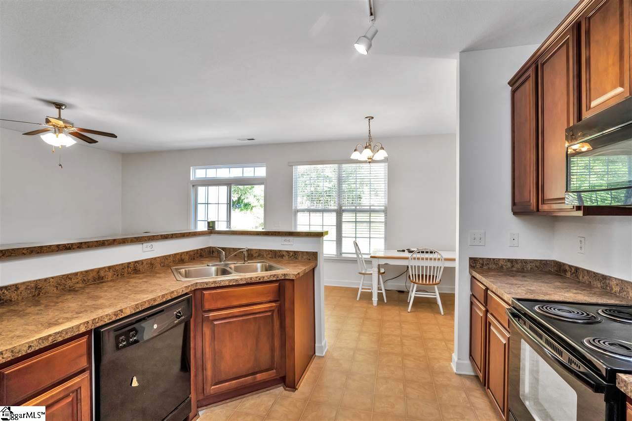 215 Marshland Lane, Unit H Greer, SC 29650 - Photo 8 of 21