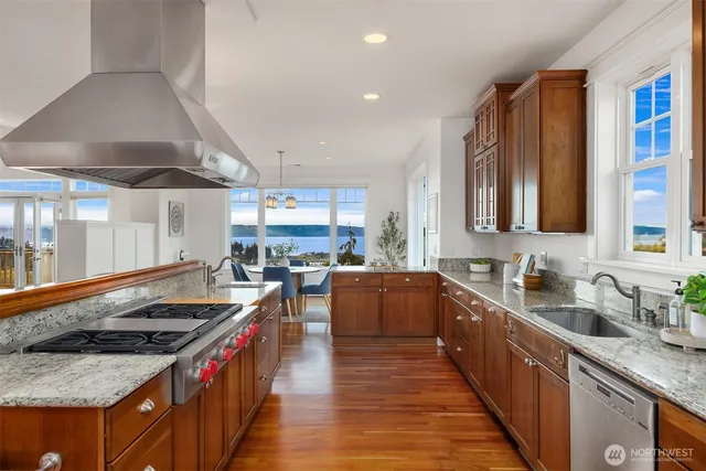 $1,485,000 | 37918 Vista Key Drive Northeast, Hansville, WA 98340