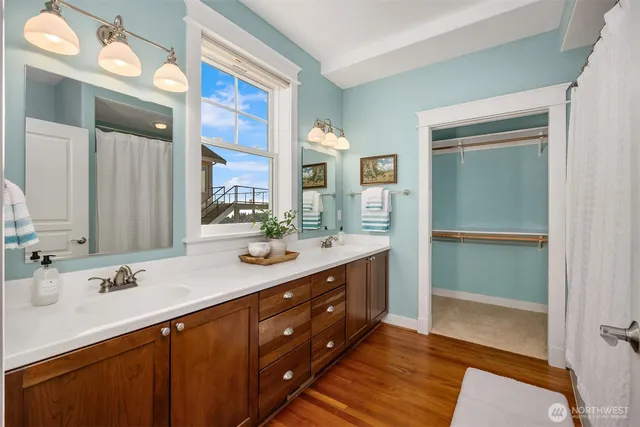 $1,485,000 | 37918 Vista Key Drive Northeast, Hansville, WA 98340