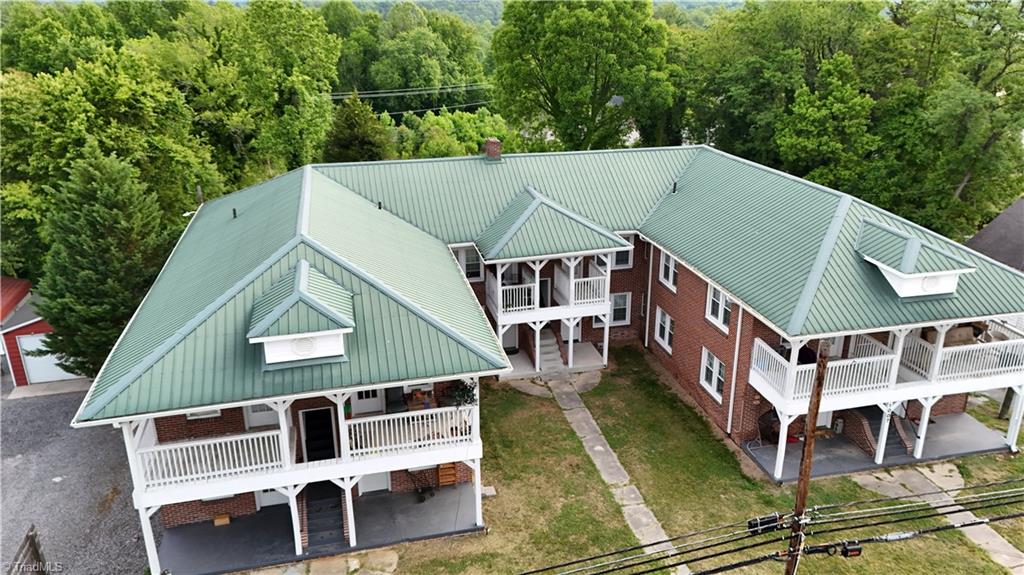 1007 South Main Street Mount Airy, NC 27030 - Photo 5 of 16