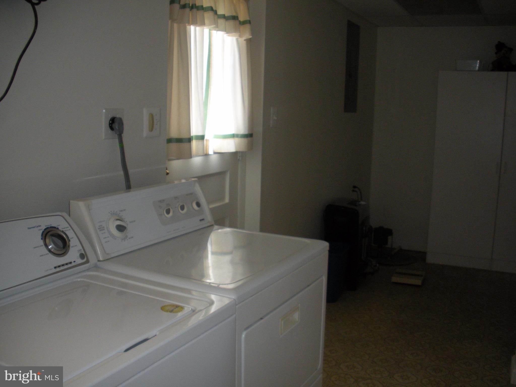 8803 Parlo Road Baltimore, MD 21236 - Photo 29 of 29 a close view of sink and tap