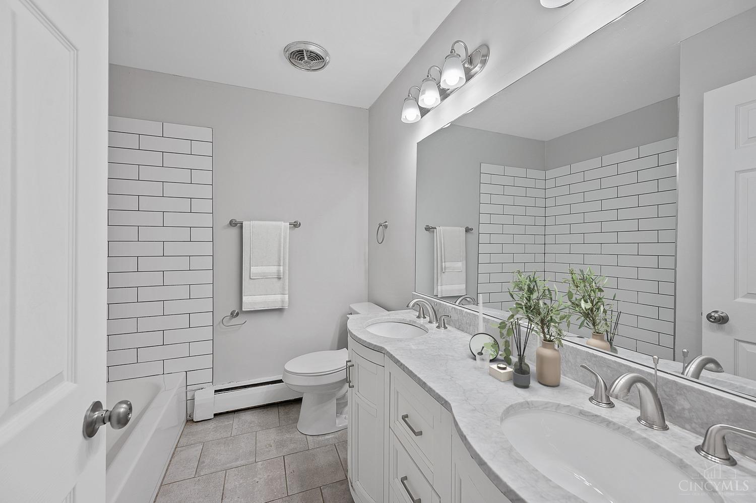 6210 Ridge Avenue, Unit 6 Cincinnati, OH 45213 - Photo 7 of 13