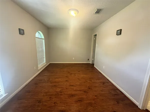 $2,195 | 4035 Lotus Drive, Pearland, TX 77584