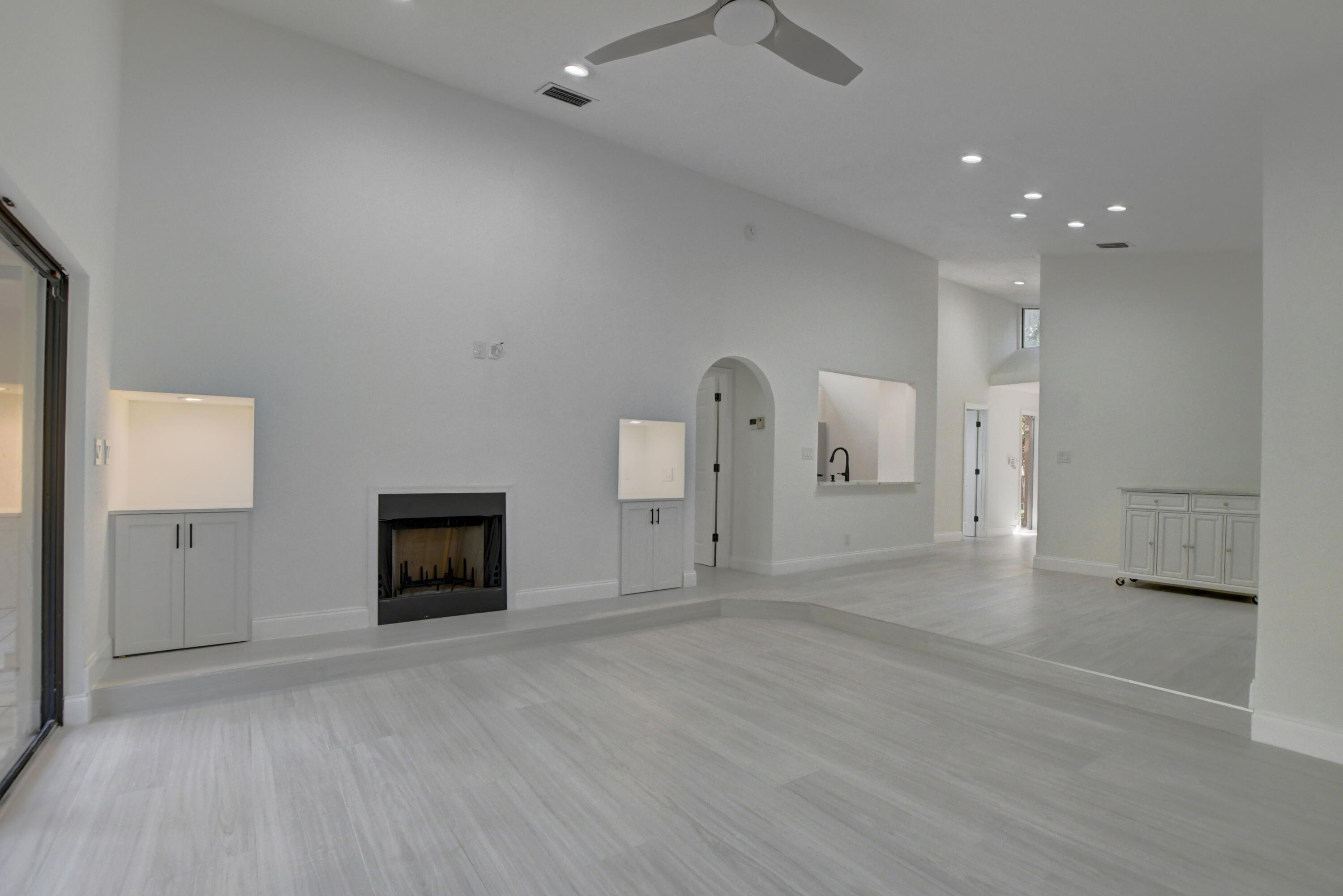 22780 Meridiana Drive Boca Raton, FL 33433 - Photo 22 of 63 Living room/ dining room