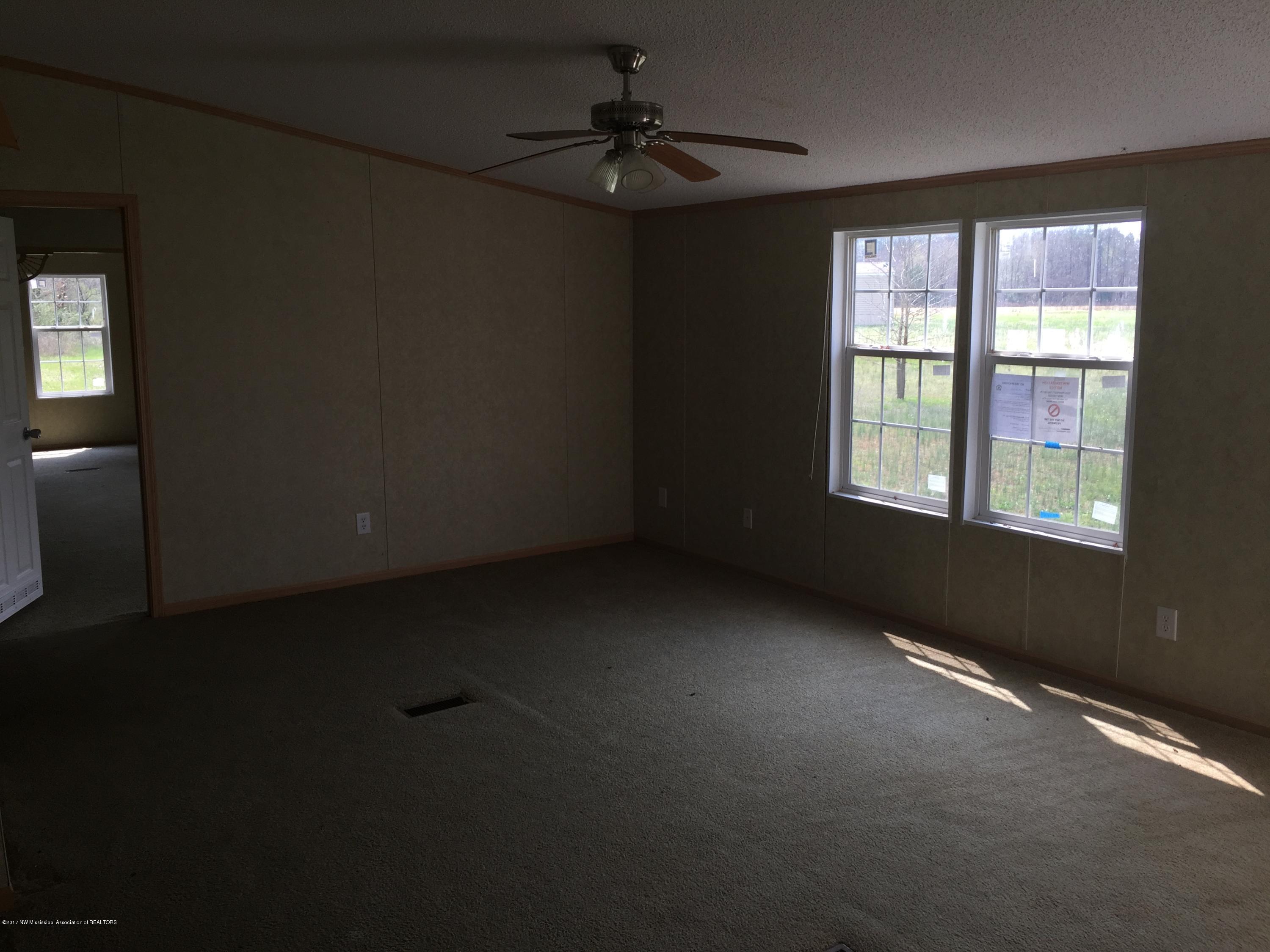 1820 Russom Road Holly Springs, MS 38635 - Photo 4 of 10 336