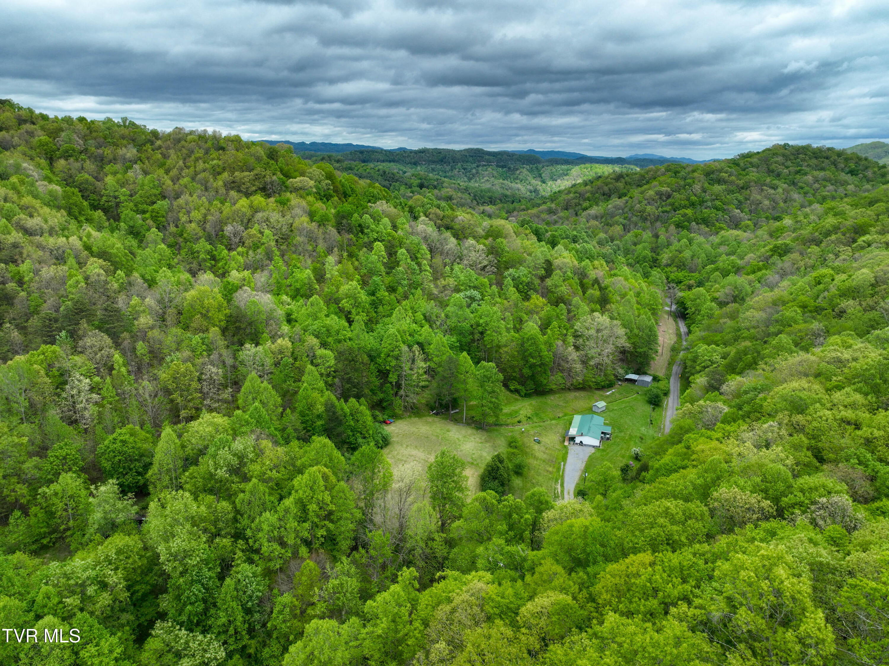 903 Flatwoods Road Coeburn, VA 24230 - Photo 72 of 74 903 Flatwoods Dr Drone JOANA-29