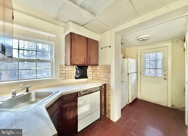 $159,900 | 5253 Mays Landing, Mays Landing, NJ 08330