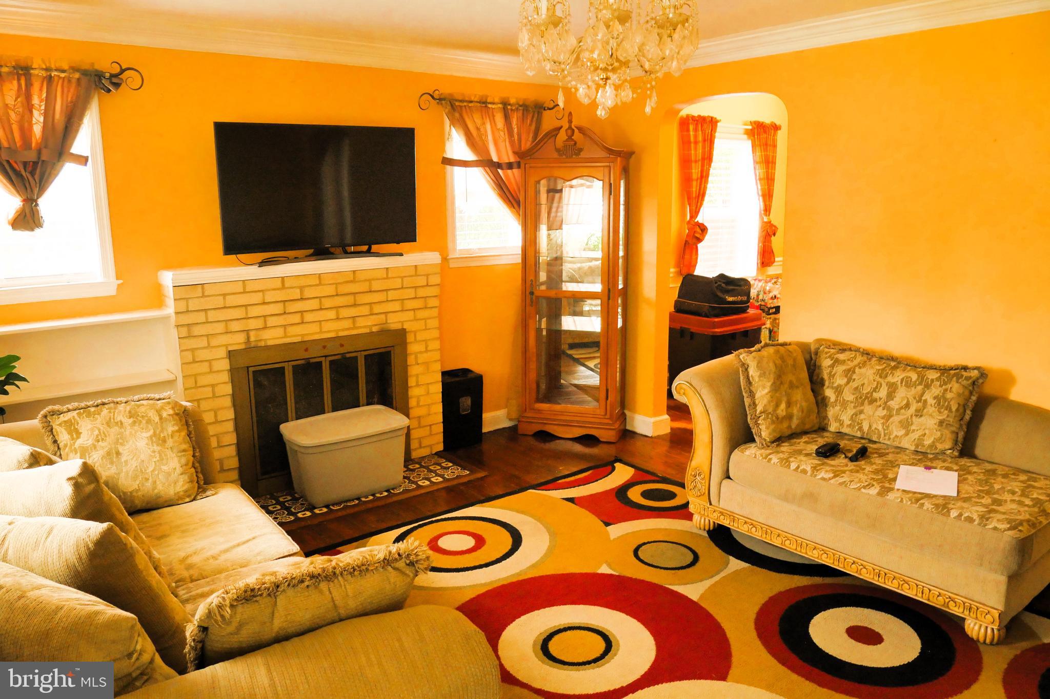 809 Langley Drive Silver Spring, MD 20901 - Photo 4 of 44