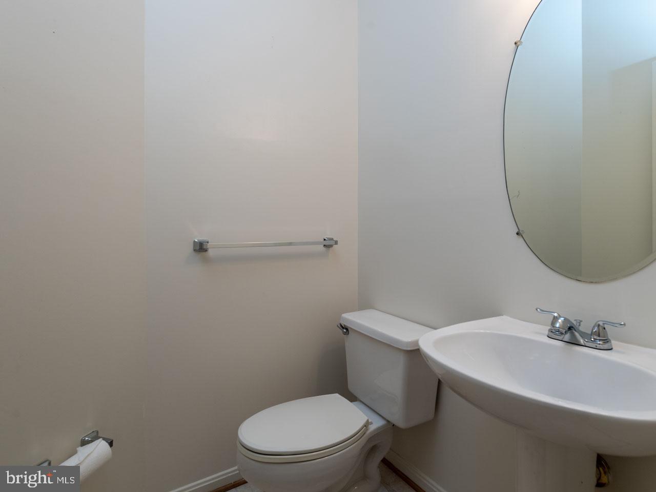 6513 Major Street Alexandria, VA 22312 - Photo 20 of 31 Powder room main level