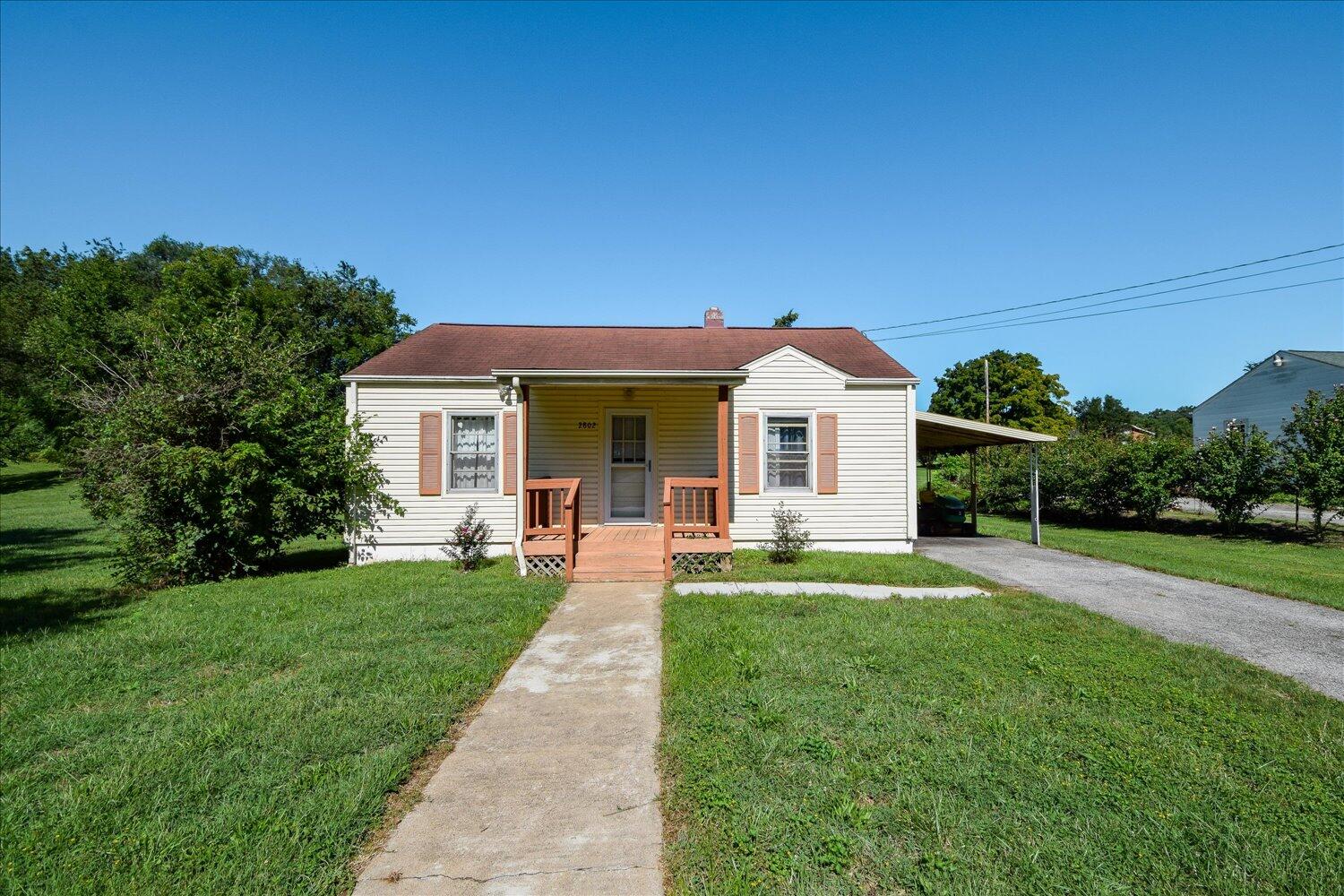 2802 Cannaday Road Northeast Roanoke, VA 24012 - Photo 1 of 18 01-2802 Cannaday-1