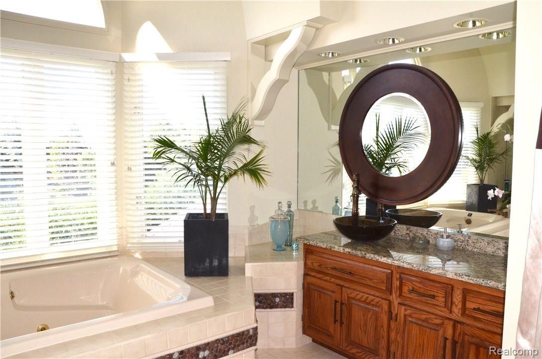 5806 Wellwood Drive Rochester, MI 48306 - Photo 52 of 76 Keep Things Tidy with His & Her Vanity/Sinks!