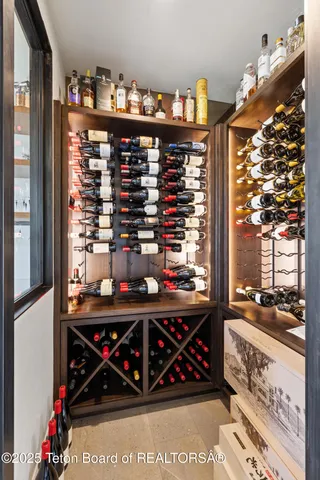 $12,500,000 | 2700 Peregrine Lane, Jackson, WY 83001