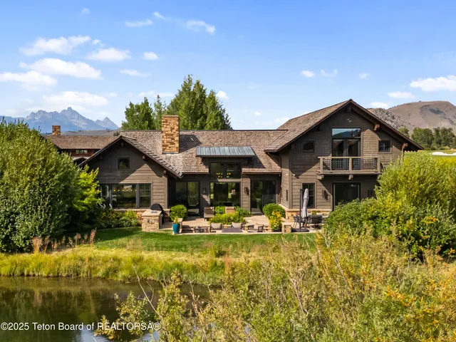 $12,500,000 | 2700 Peregrine Lane, Jackson, WY 83001