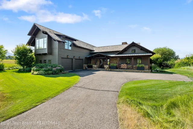 $12,500,000 | 2700 Peregrine Lane, Jackson, WY 83001