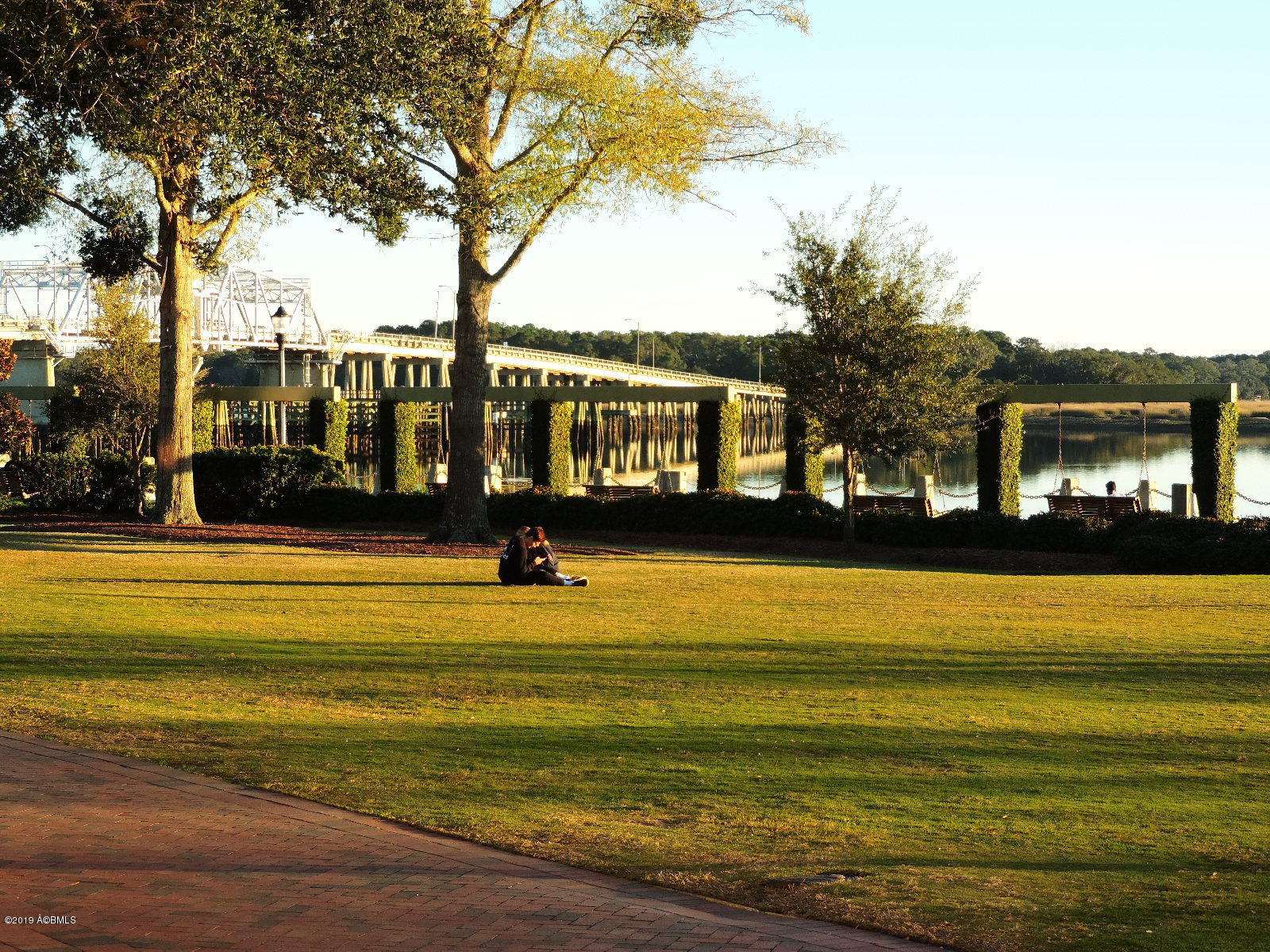 850 Ribaut Road Beaufort, SC 29902 - Photo 9 of 14 2016-01-11 18.09.17