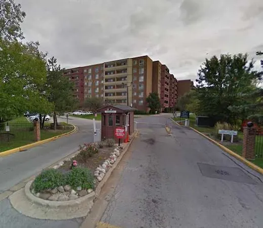 $95,000 | 100 Park Avenue, Unit 706, Calumet City, IL 60409