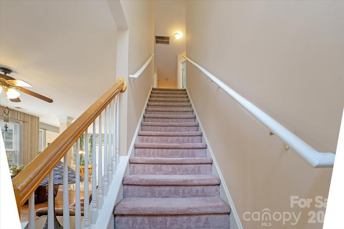 11932 Fox Glen Road Charlotte, NC 28269 - Photo 13 of 32