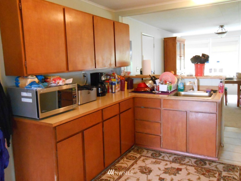 6224 South Brighton Beach Road Clinton, WA 98236 - Photo 16 of 18 Gallery Image 16