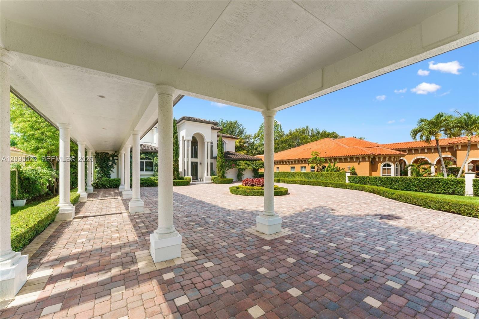 13470 Southwest 32nd Street Miami, FL 33165 - Photo 4 of 60 Porte-Cochere