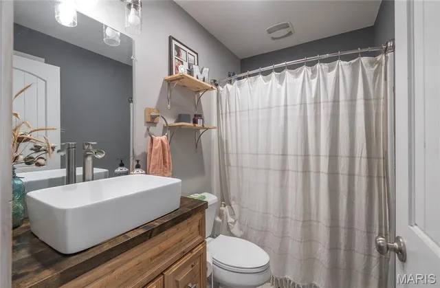 $620,000 | 2501 Hwy Af, Sullivan, MO 63080