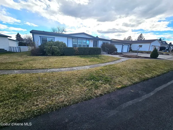 $375,000 | 1284 West Linwood Drive, Hayden, ID 83835