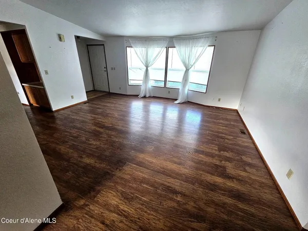 $375,000 | 1284 West Linwood Drive, Hayden, ID 83835