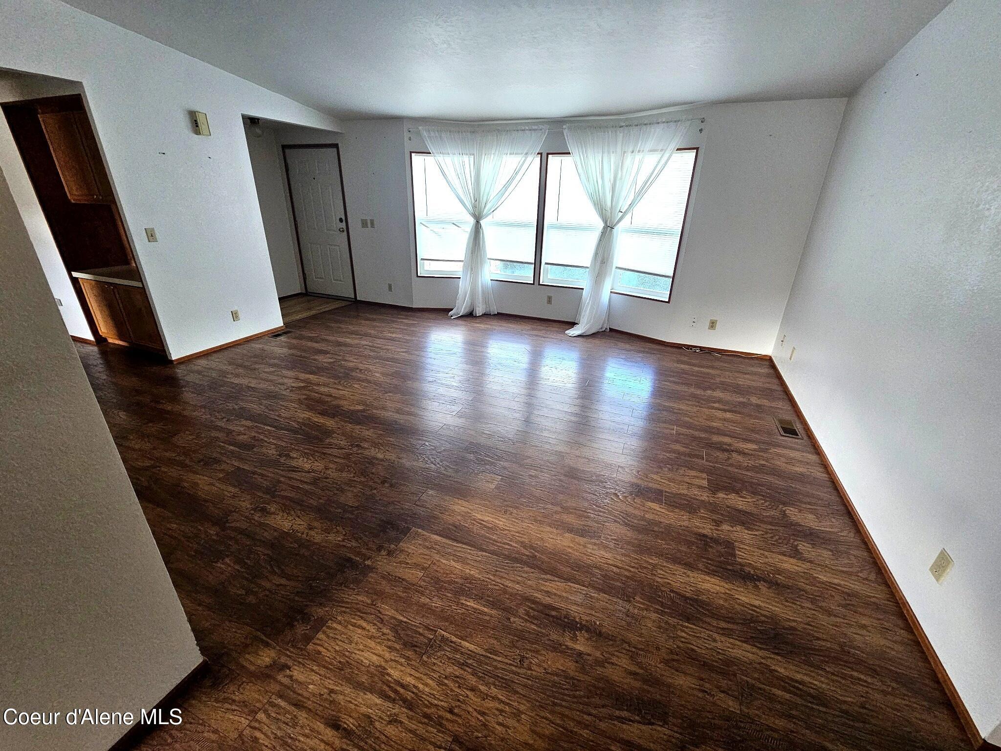 1284 West Linwood Drive Hayden, ID 83835 - Photo 4 of 20 listing_photo_4