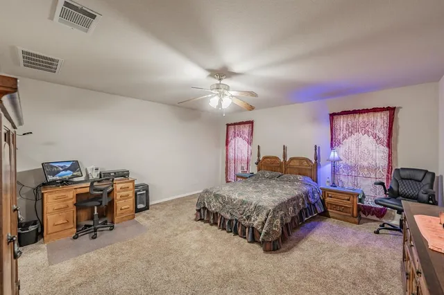 $369,900 | 400 Piccadilly Circle, Burleson, TX 76028