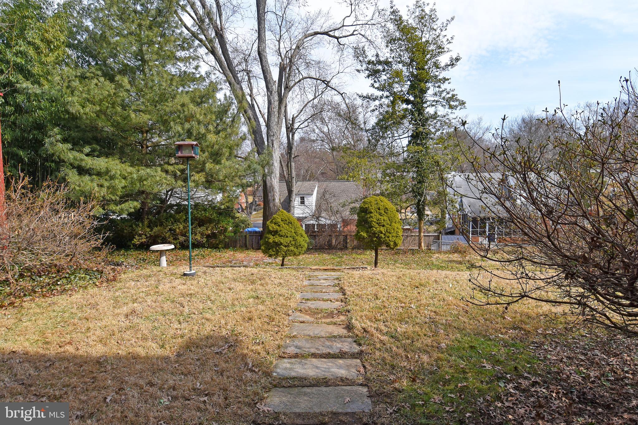 3709 Kayson Street Silver Spring, MD 20906 - Photo 4 of 40