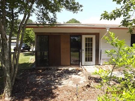 123 Ferry Road Northeast Fort Walton Beach, FL 32548 - Photo 3 of 15 GarageExterior