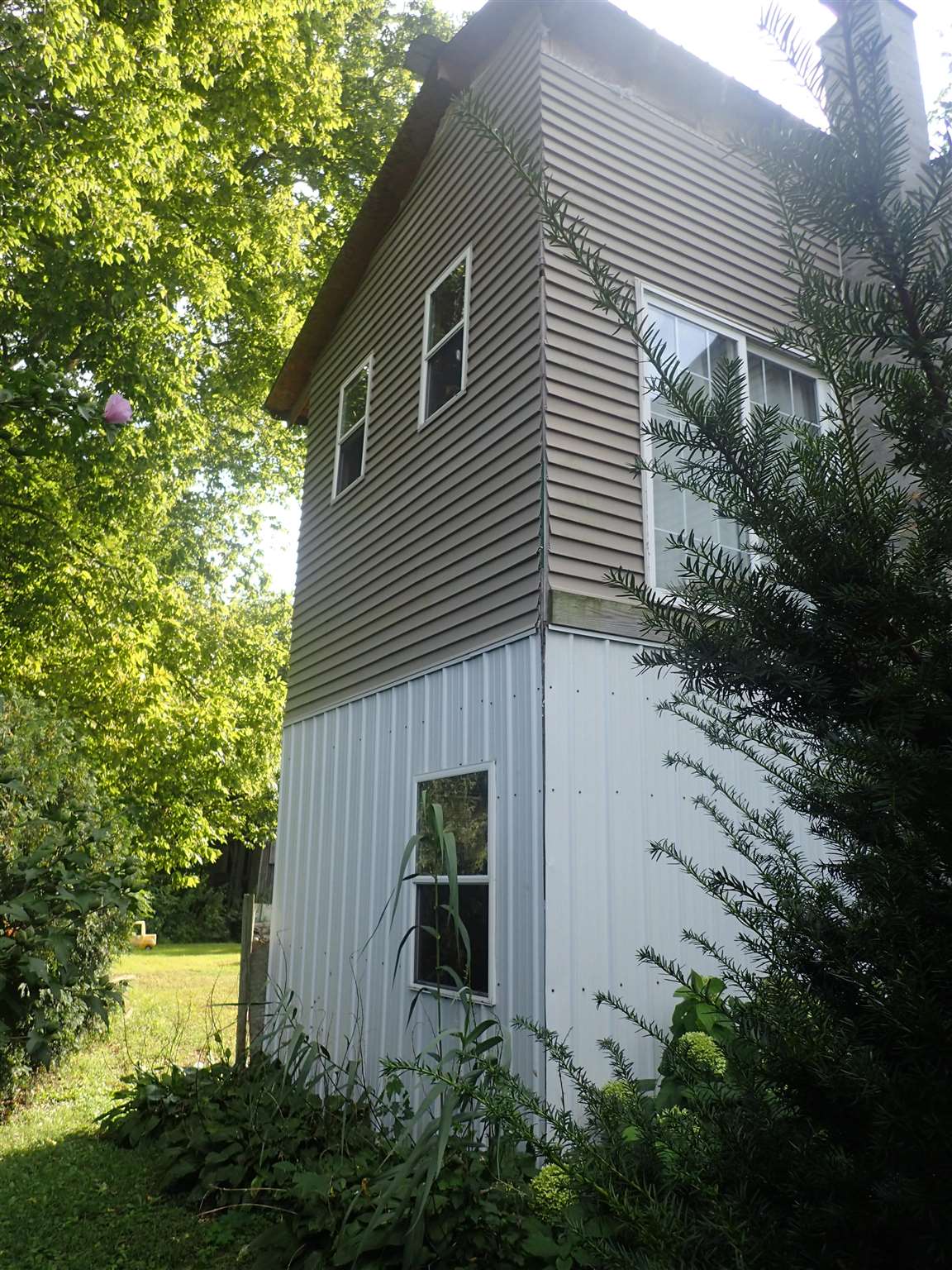 30416 Tower Road Elkhart, IN 46516 - Photo 29 of 33 Gallery Image 29