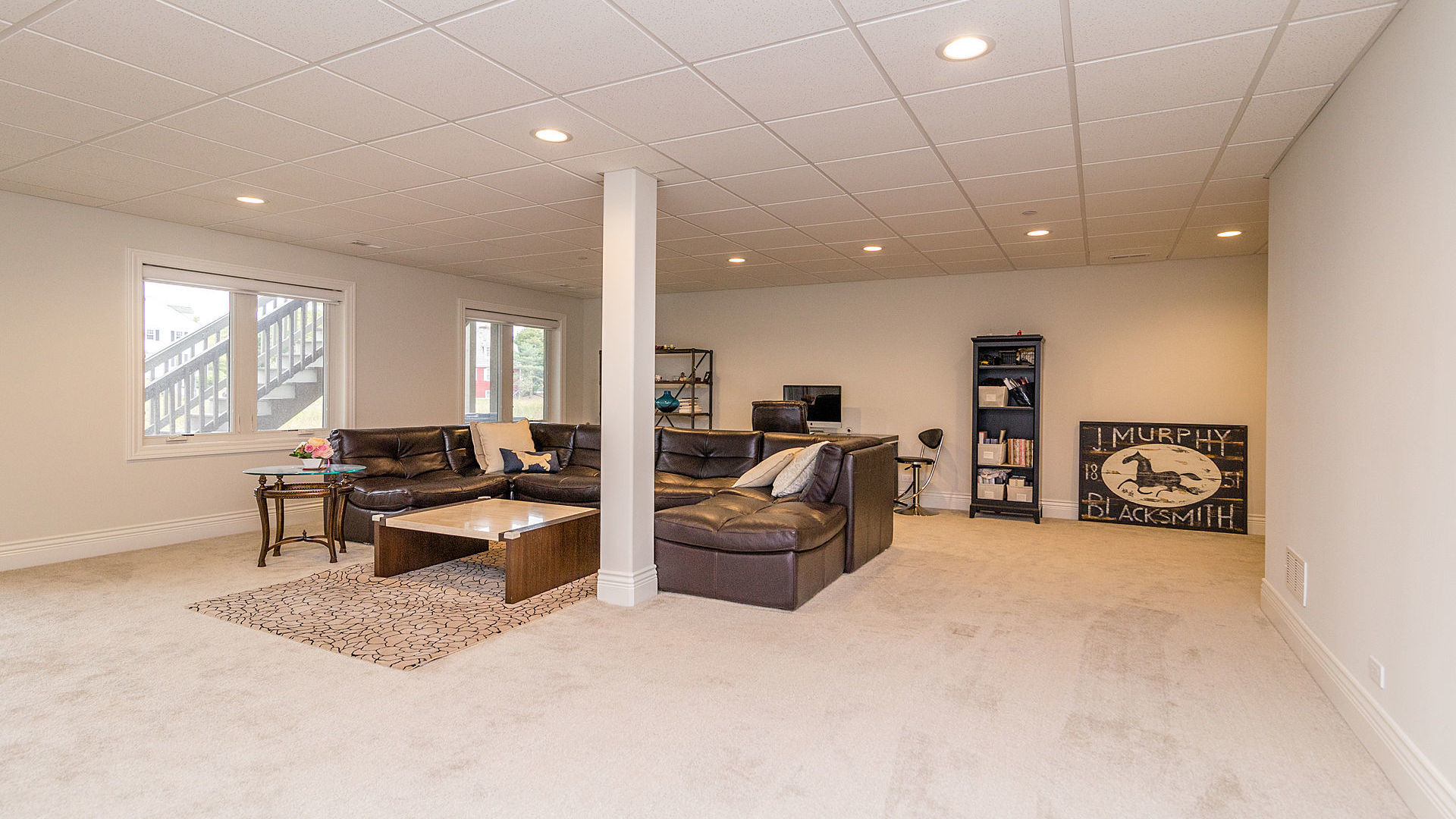 1412 Rue Paris Place Palatine, IL 60067 - Photo 16 of 20 a living room with furniture