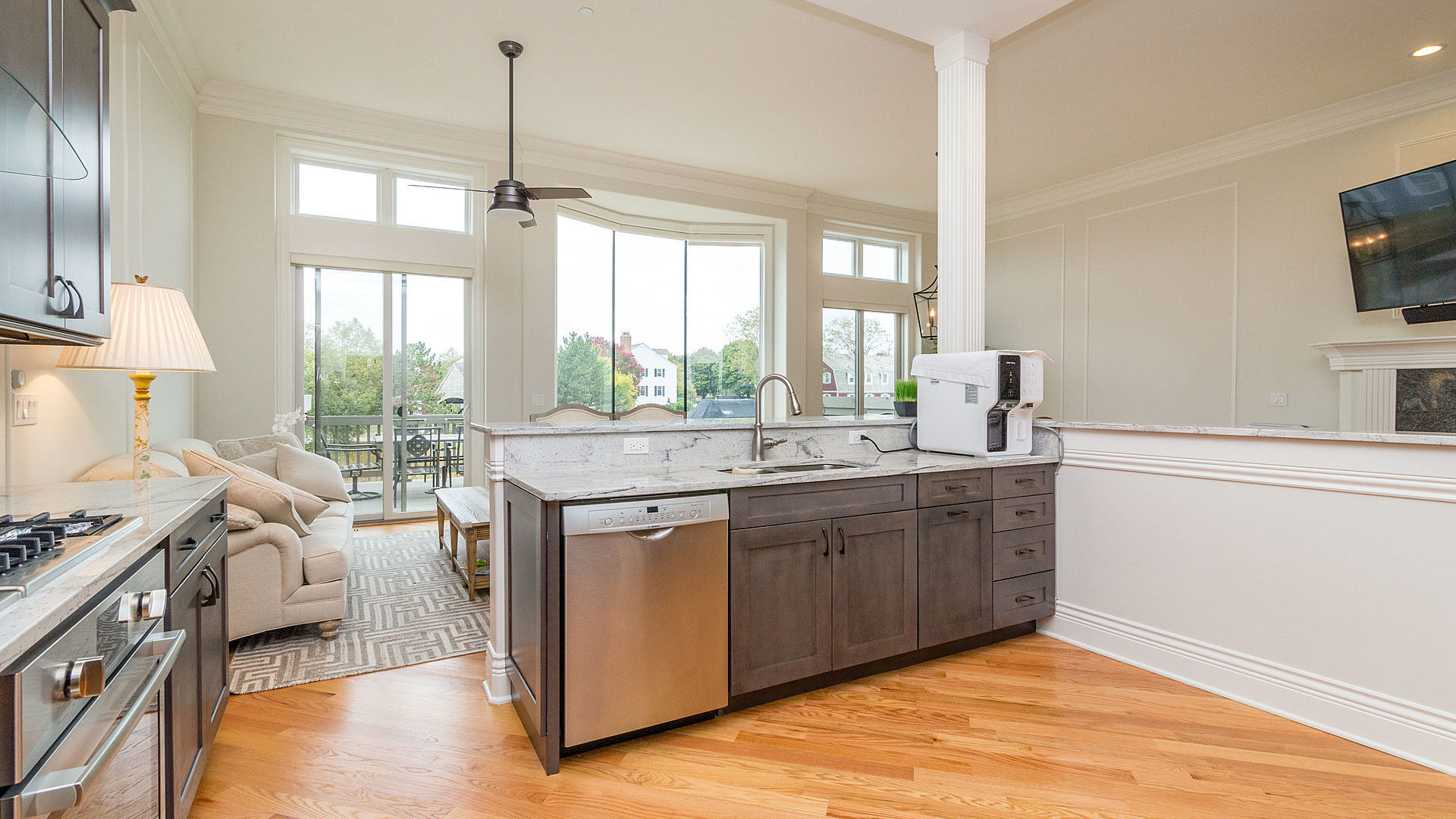 1412 Rue Paris Place Palatine, IL 60067 - Photo 6 of 20 a kitchen with stainless steel appliances granite countertop a stove and a sink