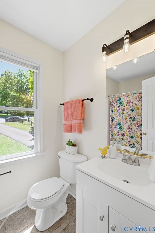 4301 Boones Bluff Way Chesterfield, VA 23832 - Photo 23 of 31 Hall bathroom with tub/shower combo on 2nd floor