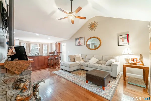 $415,000 | 4 Bluebird Lane, Unit 4, Killingly, CT 06241