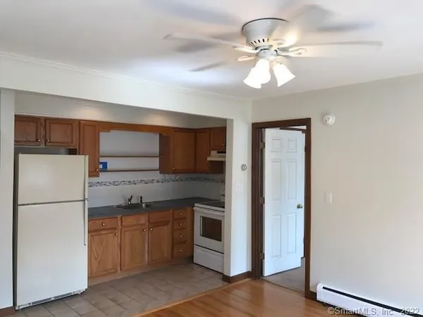 $1,350 | 539 Maple Avenue, Unit B, Cheshire, CT 06410