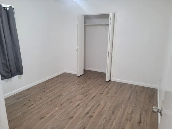 $1,175 | 205 2nd Avenue, Unit 2, Smithville, TX 78957