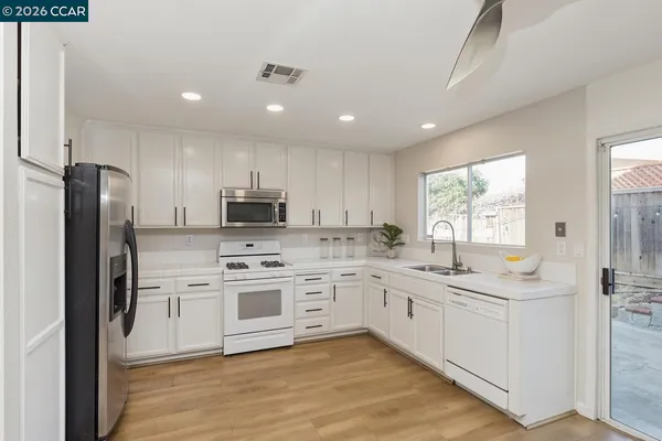 $959,000 | 592 Ross Circle, Martinez, CA 94553
