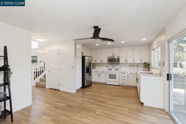 $959,000 | 592 Ross Circle, Martinez, CA 94553