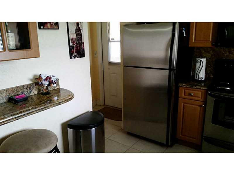 37 Thomas Road West Park, FL 33023 - Photo 6 of 18 Kitchen