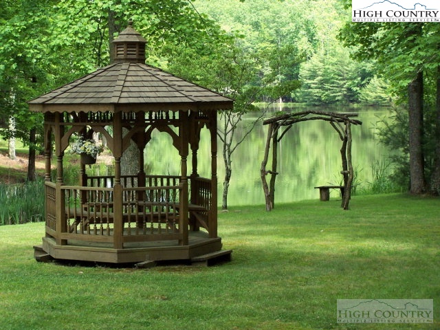 Elk Ridge Road Deep Gap, NC 28618 - Photo 29 of 47 a view of a garden with a slide