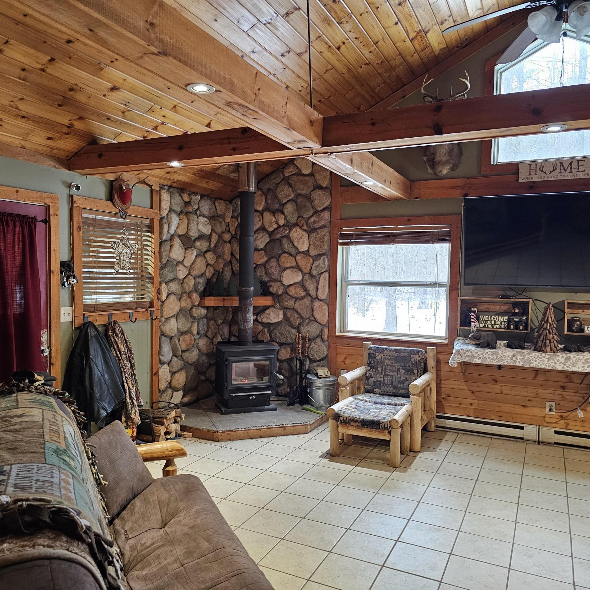 4074 Bucktail Lane Rhinelander, WI 54501 - Photo 8 of 29 Gallery Image 8
