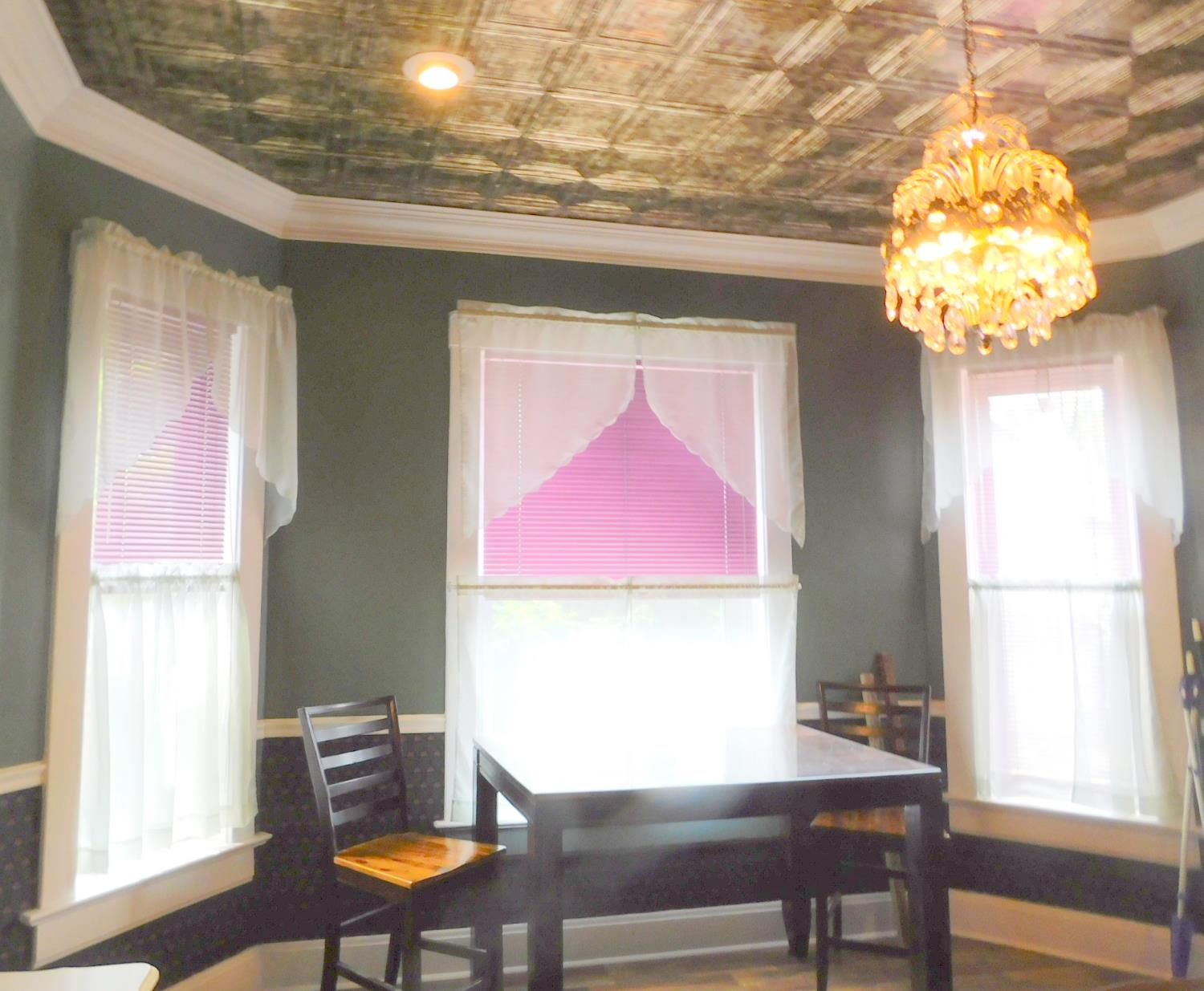 322 East 2nd Street Madison, IN 47250 - Photo 10 of 54 DINING ROOM BAY WINDOW