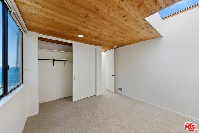 $20,000 | 32060 Pacific Coast Highway, Malibu, CA 90265