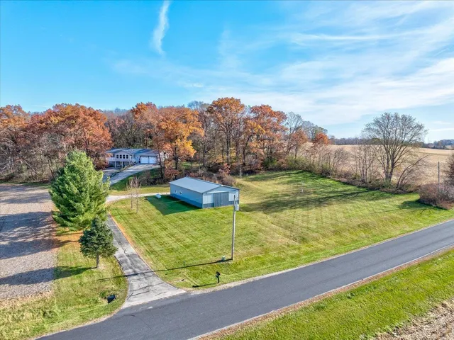 $624,900 | 1736 East Washington Street, Stoughton, WI 53589